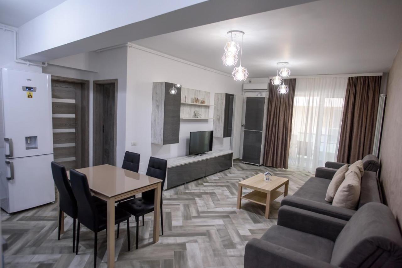 C&Y Zev Apartments Mamaia Exterior foto
