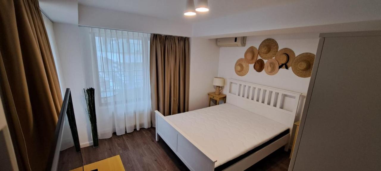 C&Y Zev Apartments Mamaia Exterior foto