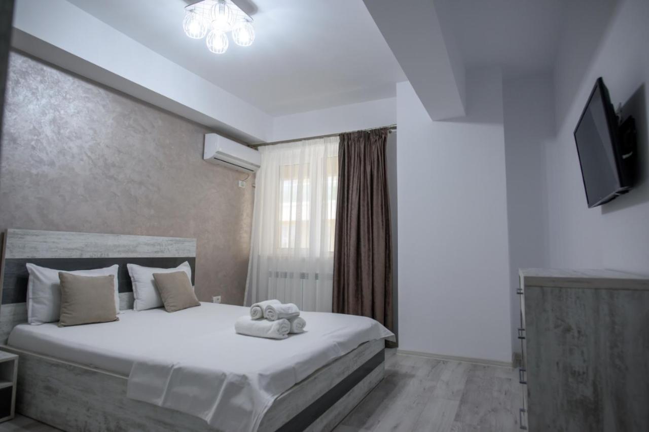 C&Y Zev Apartments Mamaia Exterior foto
