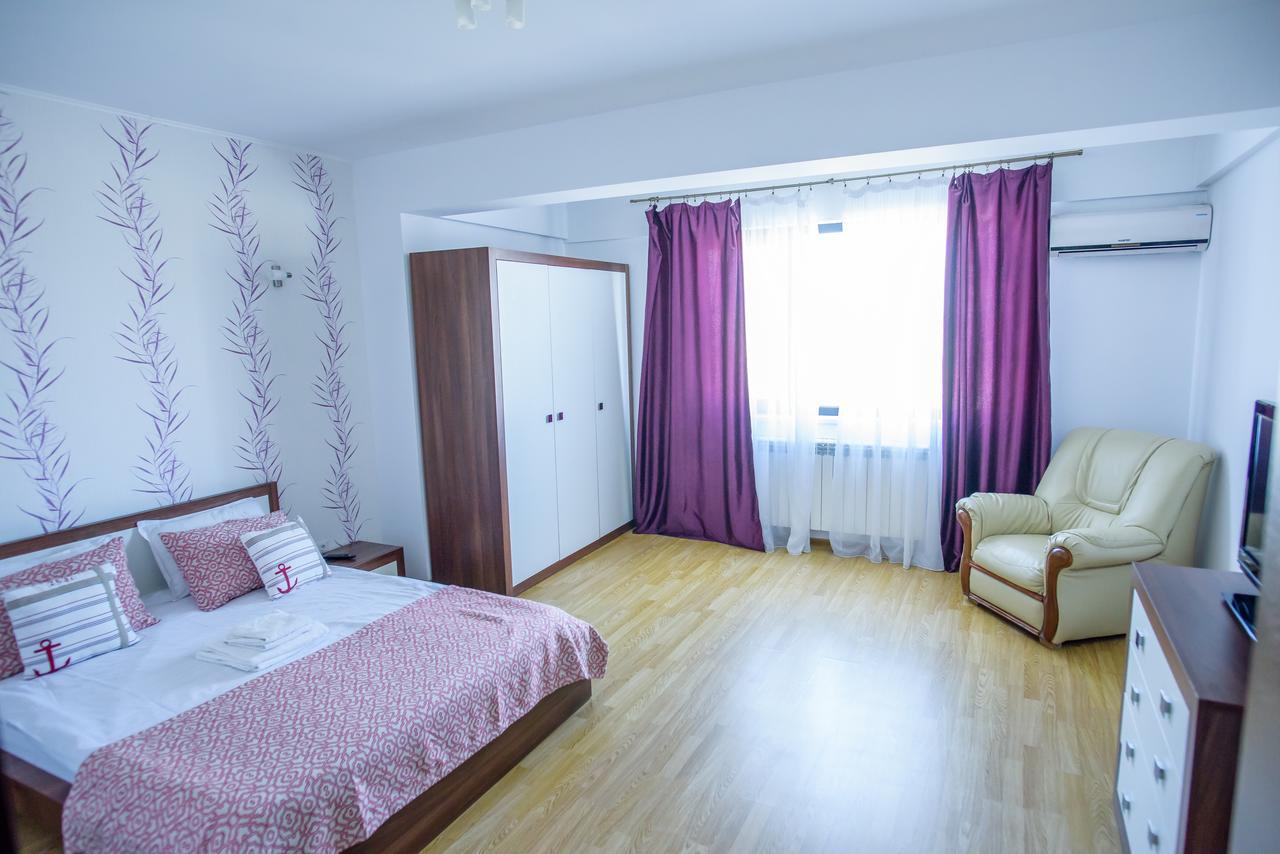 C&Y Zev Apartments Mamaia Exterior foto